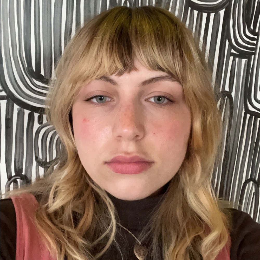 Meet your Posher, Zoe